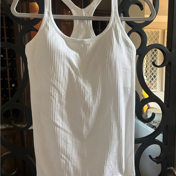 Lululemon Ebb to Street Tank Top ~ Size 8 
Light Support, B/C Cup - Picture 2 of 6